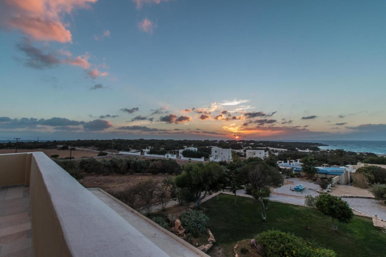 Villa Faros Small Hotel & Restaurant Aliko Beach Buitenkant foto
