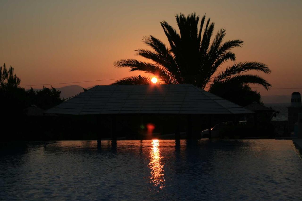 Villa Faros Small Hotel & Restaurant Aliko Beach Buitenkant foto
